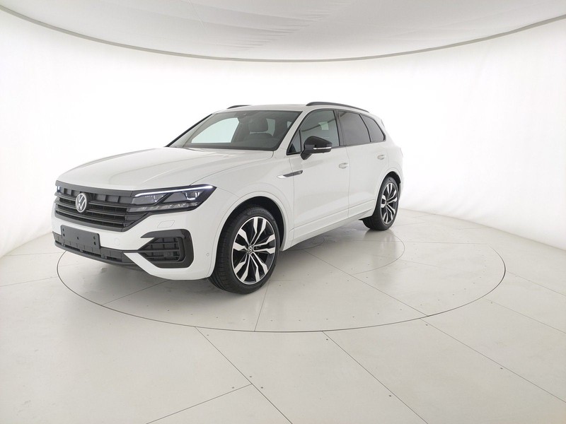 1 - Volkswagen Touareg 3.0 v6 tdi elegance r-line exterior pack 231cv tiptronic