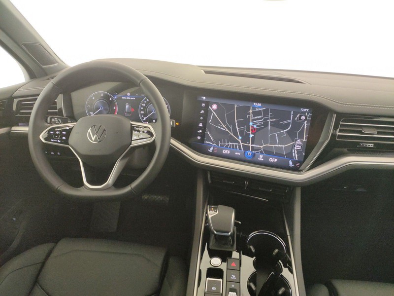 9 - Volkswagen Touareg 3.0 v6 tdi elegance r-line exterior pack 231cv tiptronic