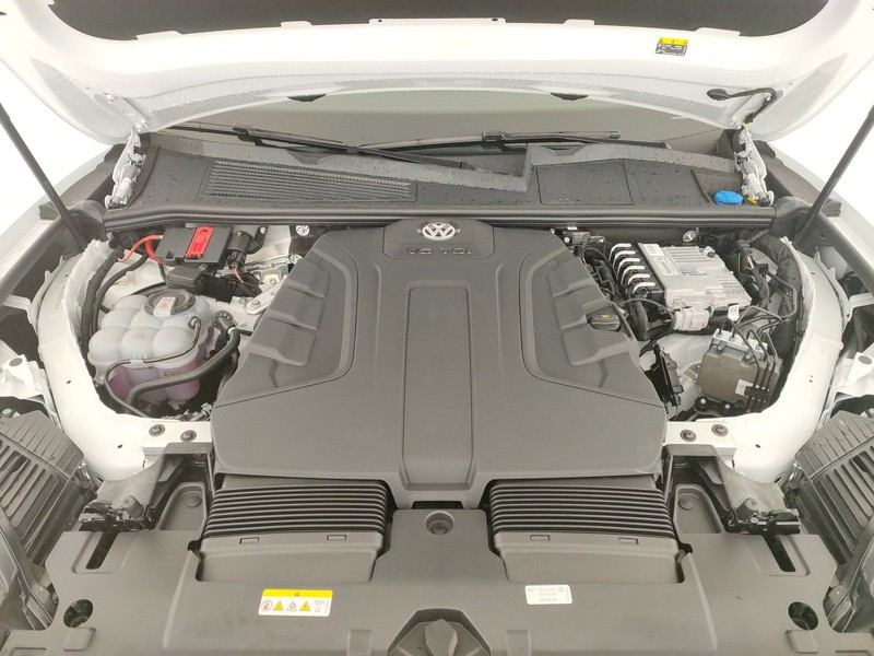 12 - Volkswagen Touareg 3.0 v6 tdi elegance r-line exterior pack 231cv tiptronic