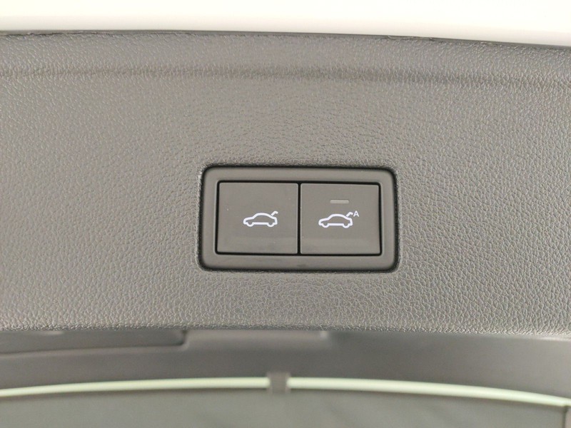 14 - Volkswagen Touareg 3.0 v6 tdi elegance r-line exterior pack 231cv tiptronic