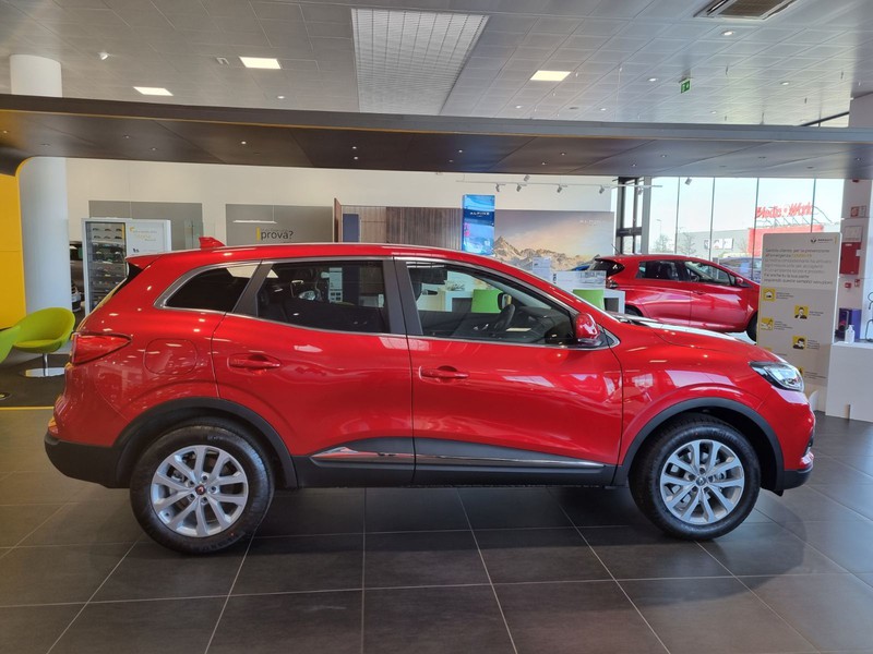 4 - Renault Kadjar 1.5 blue dci business 115cv edc