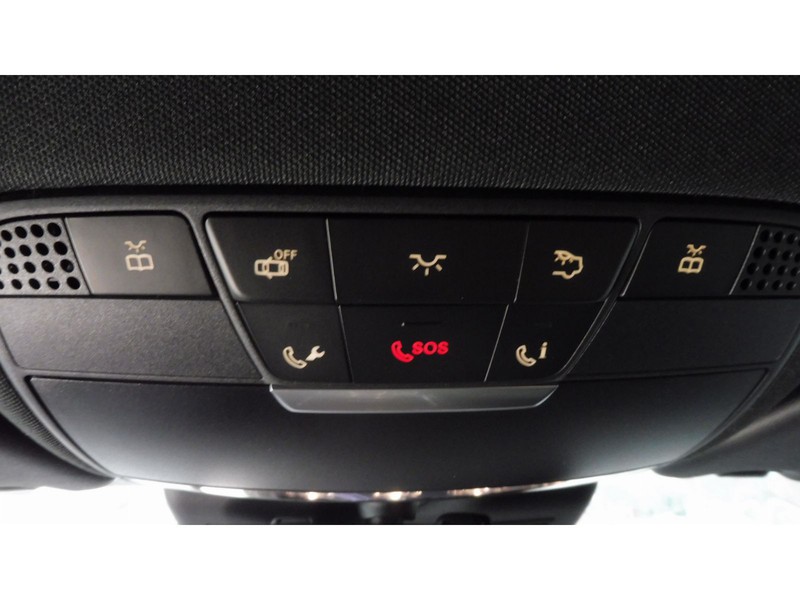 16 - Mercedes-Benz GLC 250 d premium 4matic auto