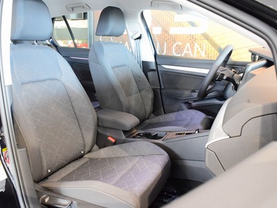 Volkswagen Golf 1.5 tgi life 130cv dsg - 8