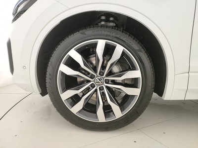 Volkswagen Touareg 3.0 v6 tdi elegance r-line exterior pack 231cv tiptronic - 17
