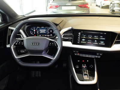 Audi Q4 40 business advanced - 7