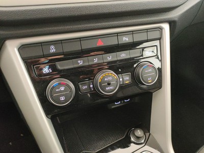 Volkswagen T-Roc cabriolet 1.0 tsi style 115cv - 13