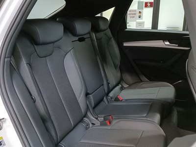 Audi Q5 sportback 40 2.0 tdi mhev 12v s line quattro s-tronic - 9
