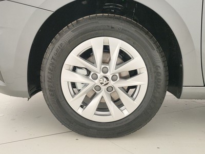 Skoda Fabia 1.0 mpi evo ambition 65cv - 16