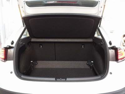 Volkswagen Taigo 1.0 tsi life 110cv - 11