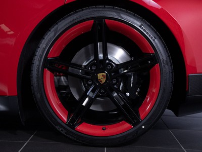 Porsche Taycan GTS - 5