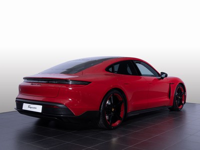 Porsche Taycan GTS - 3