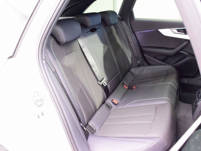 Audi A4 avant 40 2.0 tdi mhev s line edition quattro 204cv s-tronic - 8