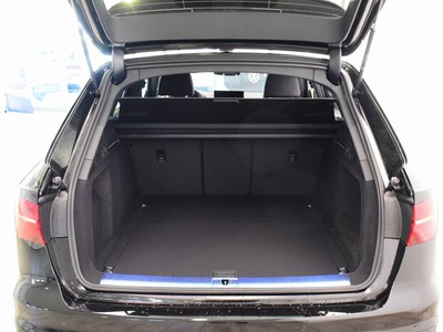 Audi A4 avant 40 2.0 tdi mhev s line edition quattro 204cv s-tronic - 11