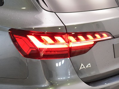 Audi A4 avant 40 2.0 tdi mhev s line edition quattro 204cv s-tronic - 12