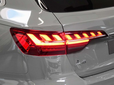 Audi A4 avant 35 2.0 tdi mhev s line edition 163cv s-tronic - 13