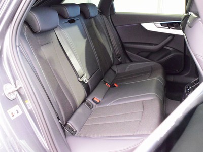 Audi A4 avant 35 2.0 tdi mhev s line edition 163cv s-tronic - 8