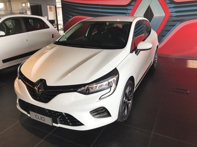 Renault Clio 1.6 hybrid zen e-tech 140cv auto my21 - 2