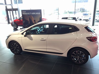 Renault Clio 1.6 hybrid zen e-tech 140cv auto my21 - 9