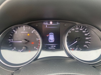 Nissan Qashqai 1.5 dci tekna 110cv - 9