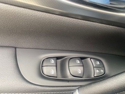 Nissan Qashqai 1.5 dci tekna 110cv - 11