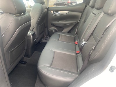 Nissan Qashqai 1.5 dci tekna 110cv - 12