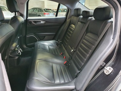 Alfa Romeo Giulia 2.2 t veloce q4 210cv awd auto - 8