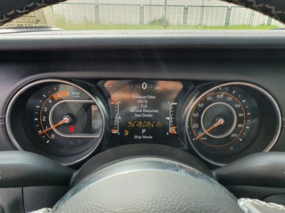 Jeep Gladiator 3.0 v6 overland 4wd auto - 11