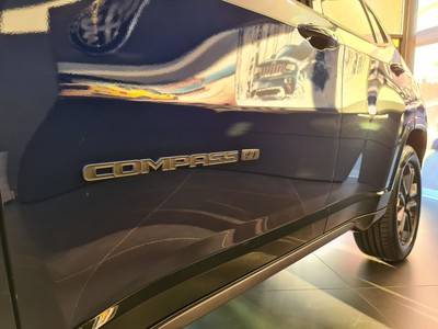 Jeep Compass 1.3 turbo t4 phev 80 anniversario 4xe auto - 9
