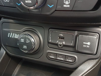 Jeep Renegade 1.3 t4 phev trailhawk 4xe at6 - 13