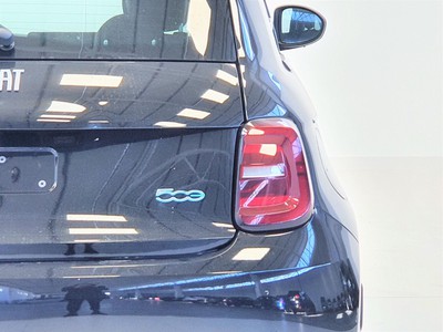 Fiat 500 500e icon + - 21