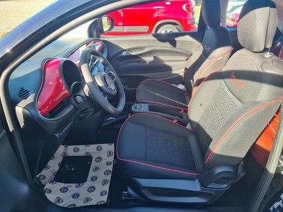 Fiat 500 500e (red) - 6