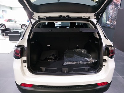 Jeep Compass 1.3 turbo t4 phev business plus 4xe auto - 23