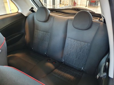 Fiat 500 500e (red) - 8