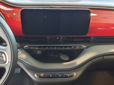 Fiat 500 500e (red) - 11