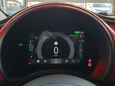 Fiat 500 500e (red) - 12