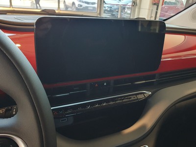 Fiat 500 500e (red) - 13