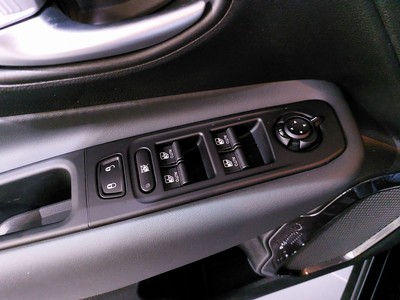 Jeep Renegade 1.3 t4 phev trailhawk 4xe at6 - 24