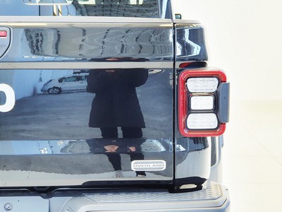 Jeep Gladiator 3.0 v6 overland 4wd auto - 18