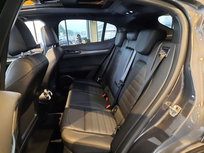 Alfa Romeo Stelvio 2.2 t veloce q4 210cv auto - 8