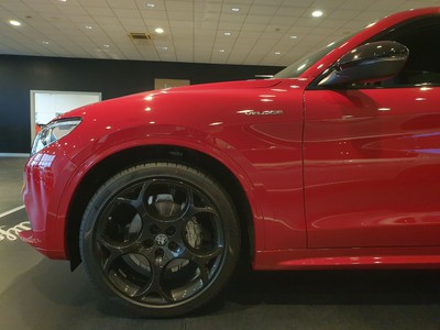 Alfa Romeo Stelvio 2.2 t veloce q4 210cv auto - 18