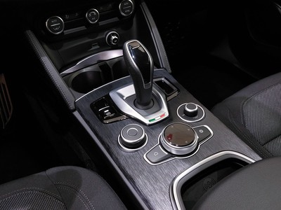 Alfa Romeo Stelvio 2.2 t super business rwd 160cv auto - 14