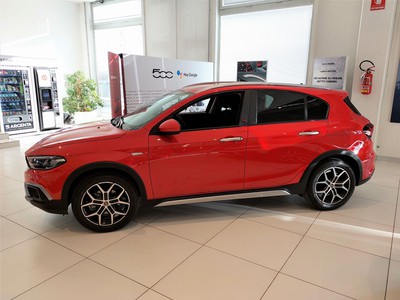 Fiat Tipo 1.0 (red) 100cv - 2