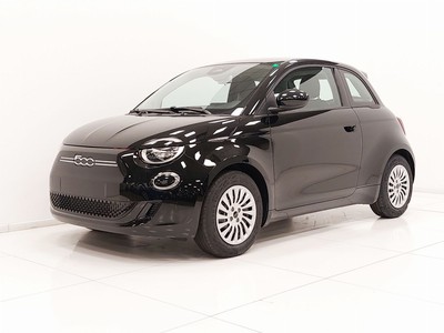 Fiat 500 500e action - 1