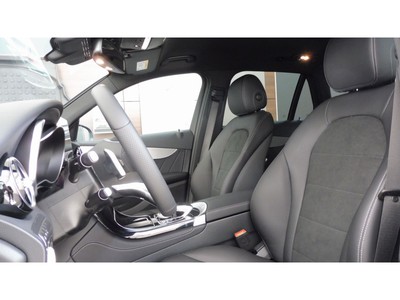 6 - Mercedes-Benz GLC eschini auto