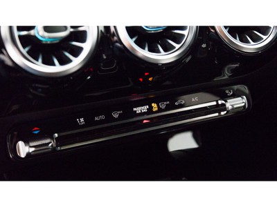 Mercedes-Benz Classe A 180 d sport auto - 15