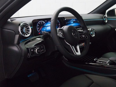 Mercedes-Benz Classe A 180 d sport auto - 7