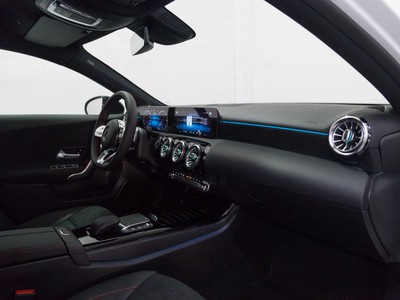 Mercedes-Benz Classe A 180 d premium auto - 8