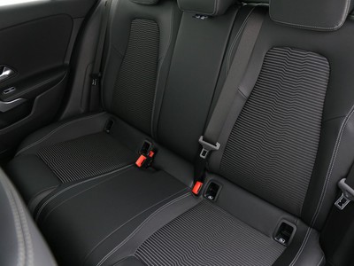 Mercedes-Benz Classe A 180 d sport auto - 13