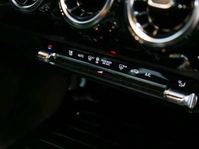 Mercedes-Benz Classe A 180 d sport auto - 15