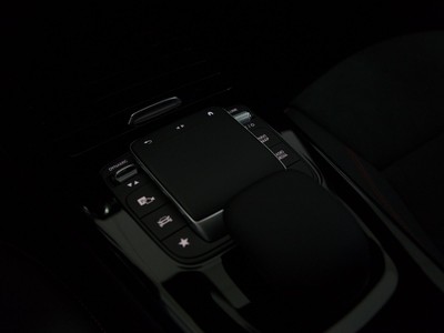 Mercedes-Benz Classe A 250 e phev (eq-power) premium auto - 17